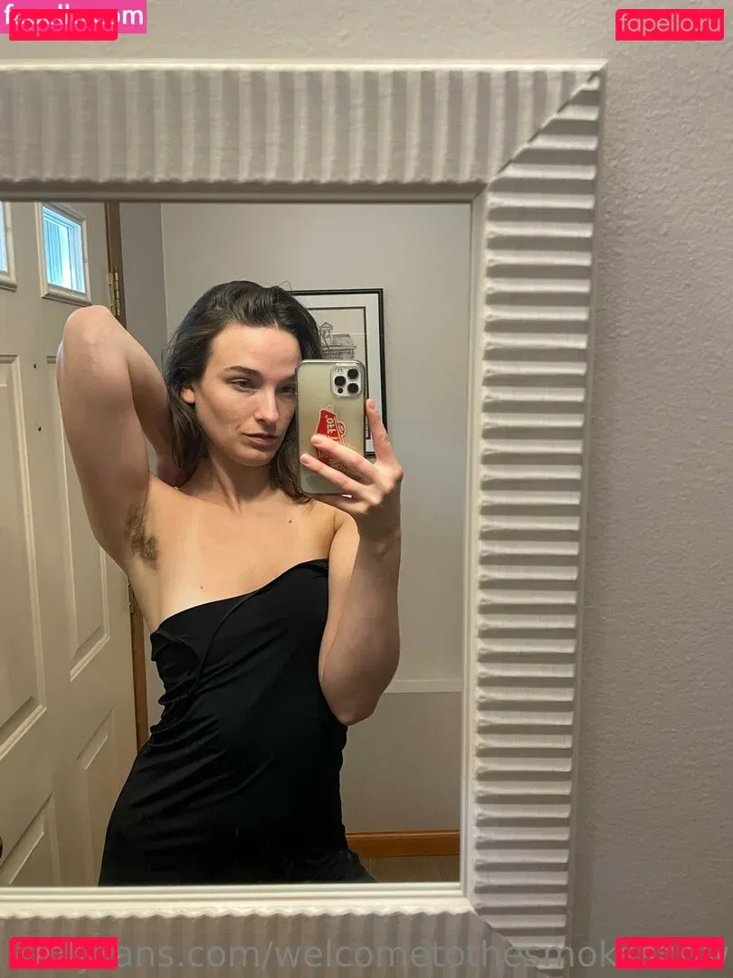 welcometothesmokeshow Onlyfans Photo Gallery 