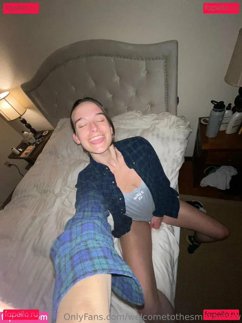 welcometothesmokeshow Onlyfans Photo Gallery 