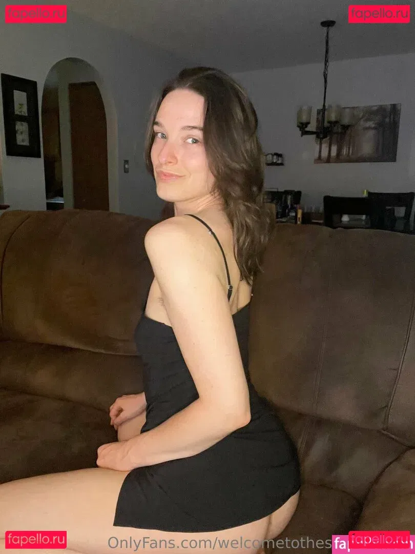 welcometothesmokeshow Onlyfans Photo Gallery 