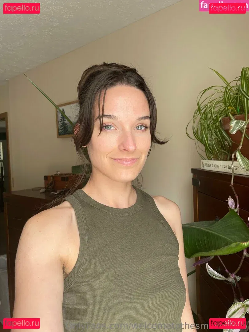 welcometothesmokeshow Onlyfans Photo Gallery 