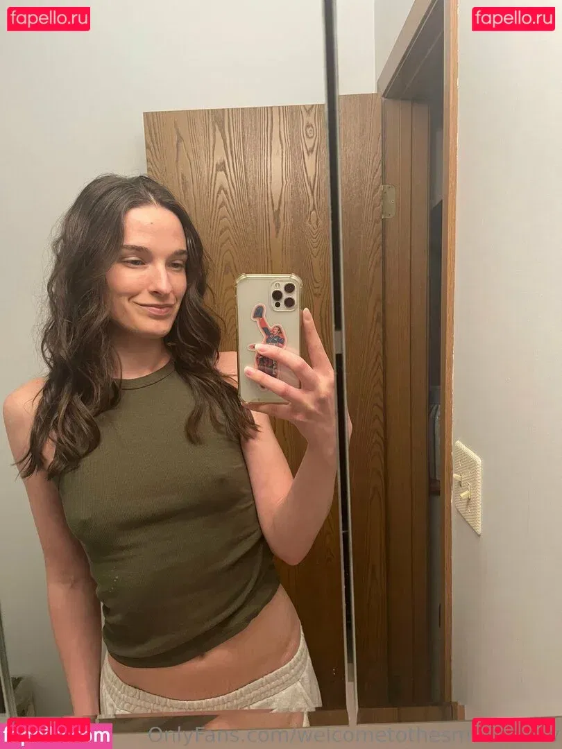 welcometothesmokeshow Onlyfans Photo Gallery 