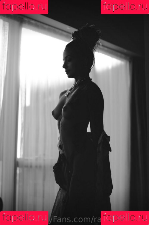 Yağmur Şimşek TR Onlyfans Photo Gallery 