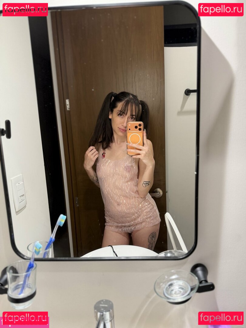 Kellylovemex Nude Onlyfans Photo 12