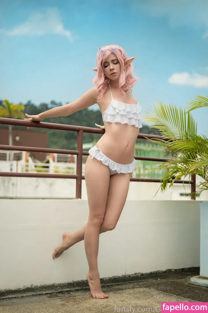 Caterpillar Onlyfans Photo Gallery 