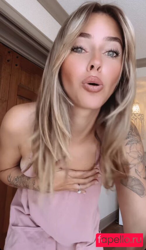 thatpineapplegirl Nude Onlyfans Photo 23
