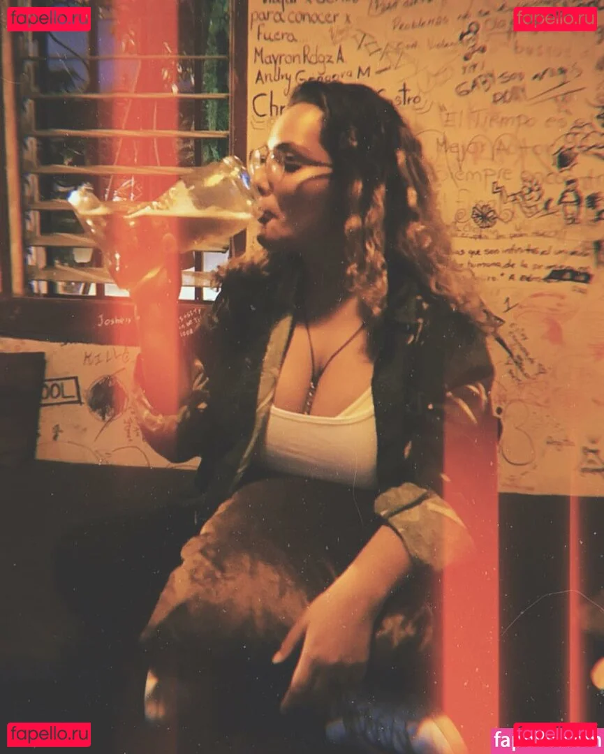 Sheena_St_Joseph Onlyfans Photo Gallery 