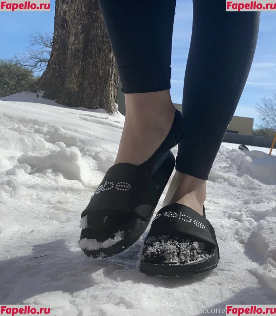 kayla.footsie Onlyfans Photo Gallery 