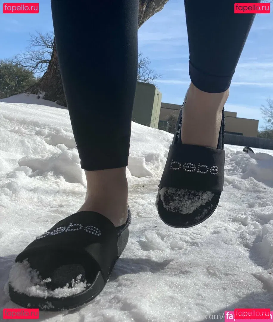 kayla.footsie Onlyfans Photo Gallery 