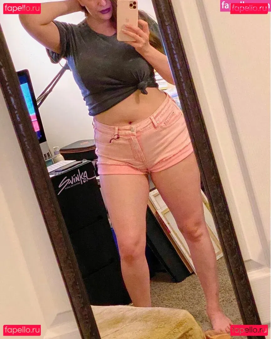 Svinka Onlyfans Photo Gallery 