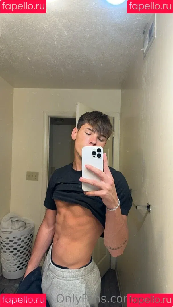 opash Onlyfans Photo Gallery 