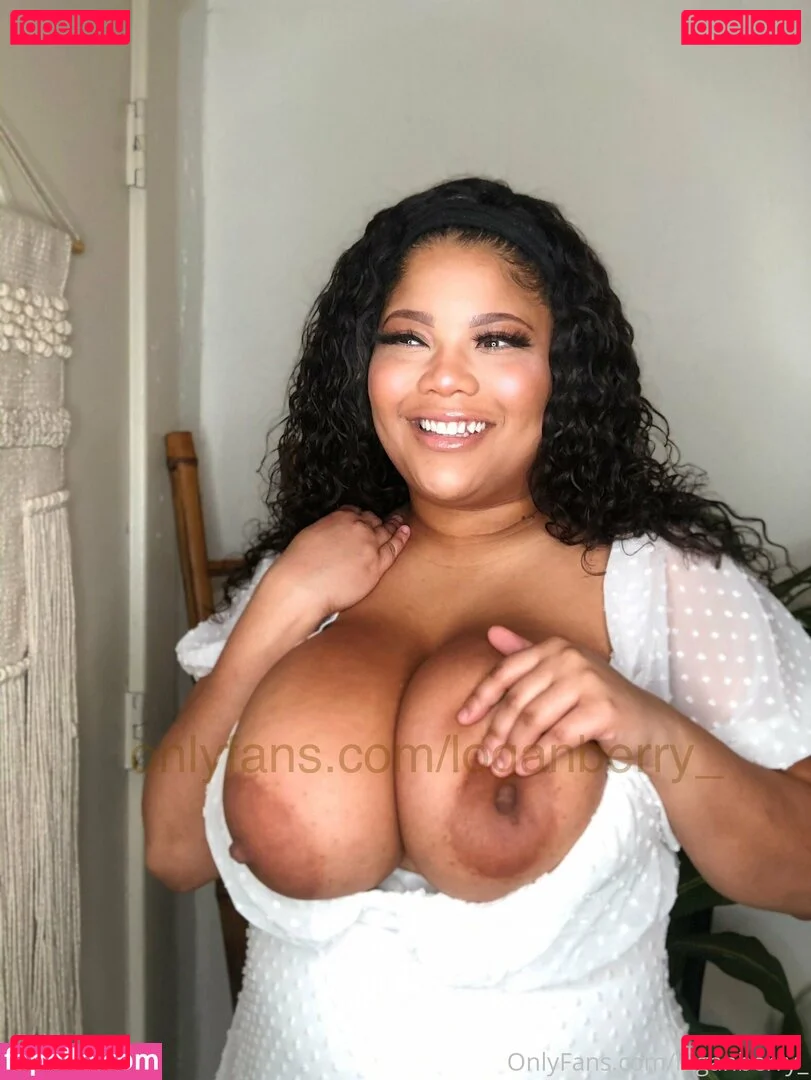 loganberry_ Onlyfans Photo Gallery 