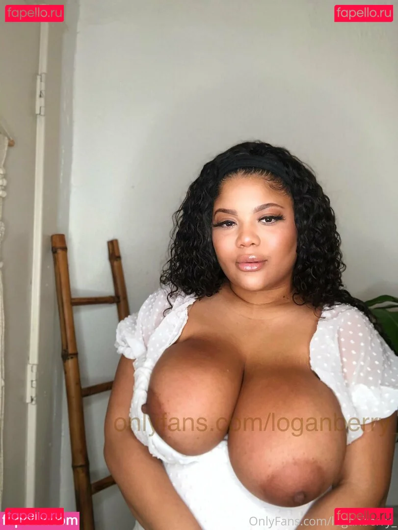 loganberry_ Onlyfans Photo Gallery 