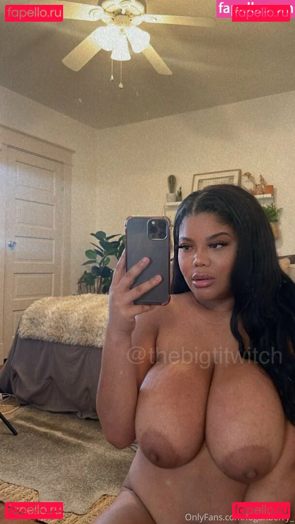 loganberry_ Onlyfans Photo Gallery 