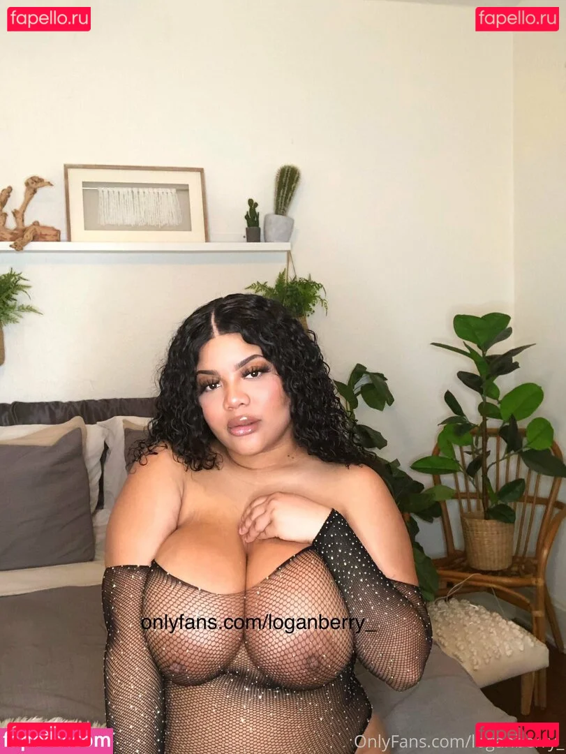 loganberry_ Onlyfans Photo Gallery 