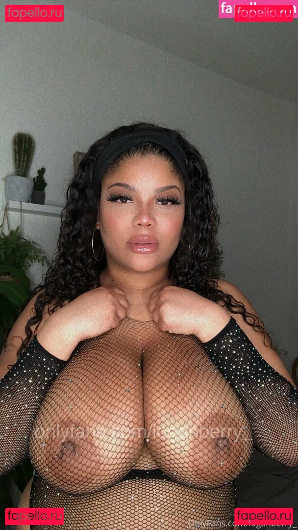 loganberry_ Onlyfans Photo Gallery 