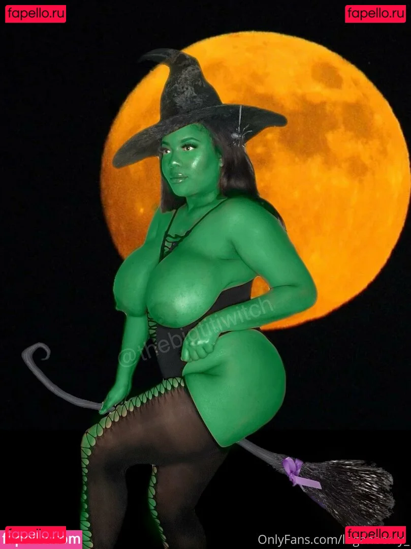 loganberry_ Onlyfans Photo Gallery 