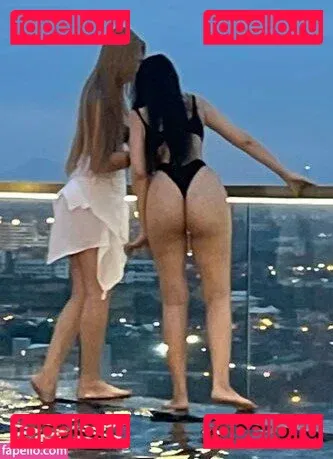 buncharean2 Onlyfans Photo Gallery 