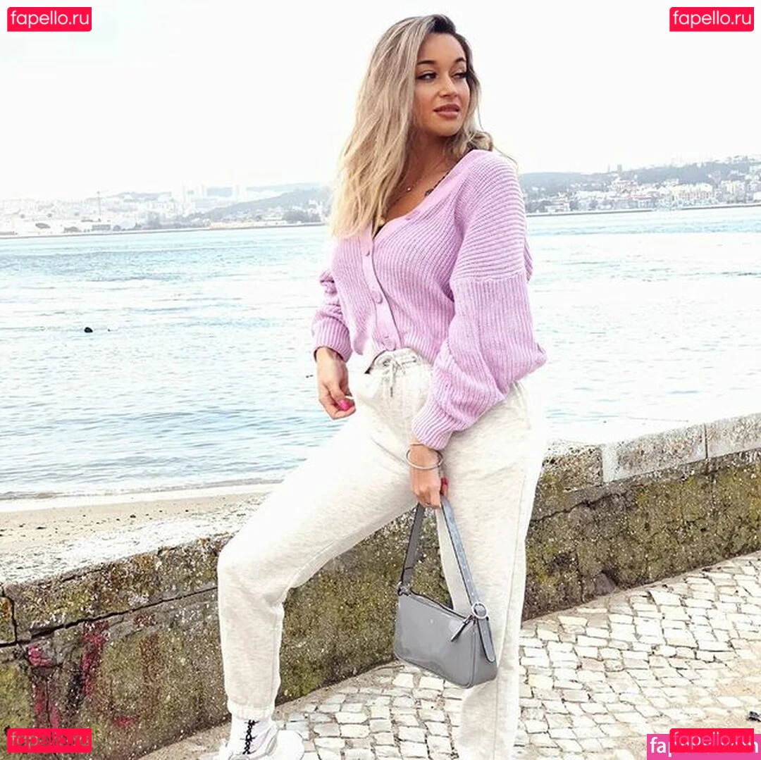 Catsoares Onlyfans Photo Gallery 