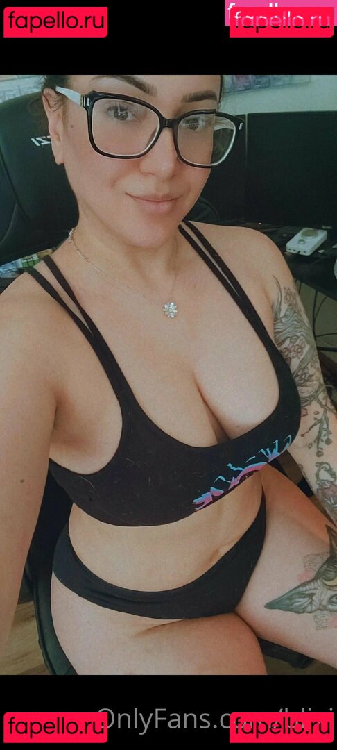 Blixi Nude Onlyfans Photo 19
