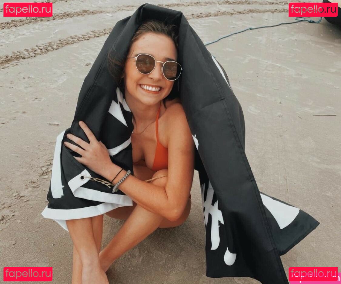megreilyy Nude Onlyfans Photo 28