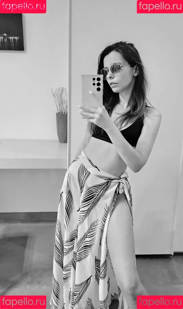 zelenaya_zlaya Onlyfans Photo Gallery 
