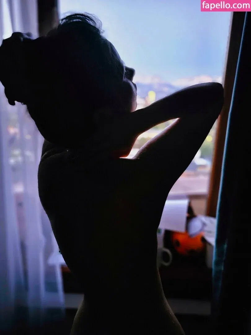 zelenaya_zlaya Onlyfans Photo Gallery 