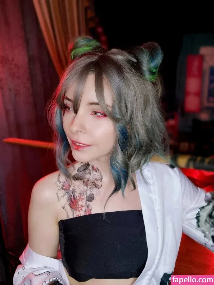 zelenaya_zlaya Onlyfans Photo Gallery 