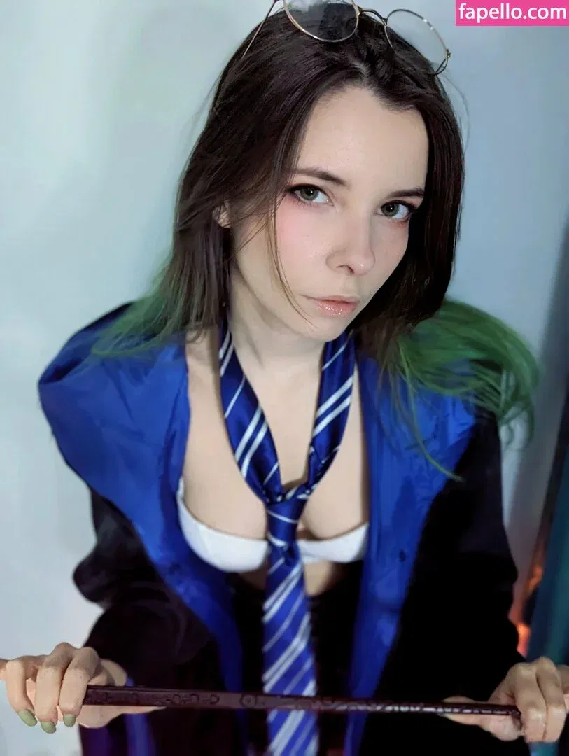 zelenaya_zlaya Onlyfans Photo Gallery 