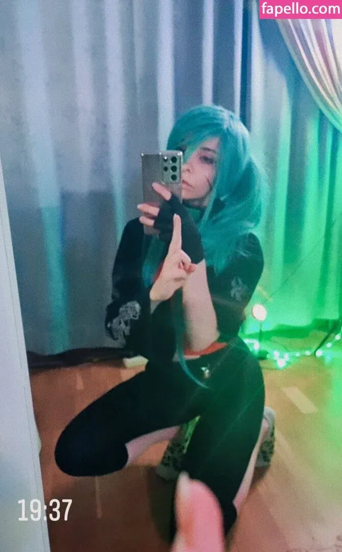 zelenaya_zlaya Onlyfans Photo Gallery 