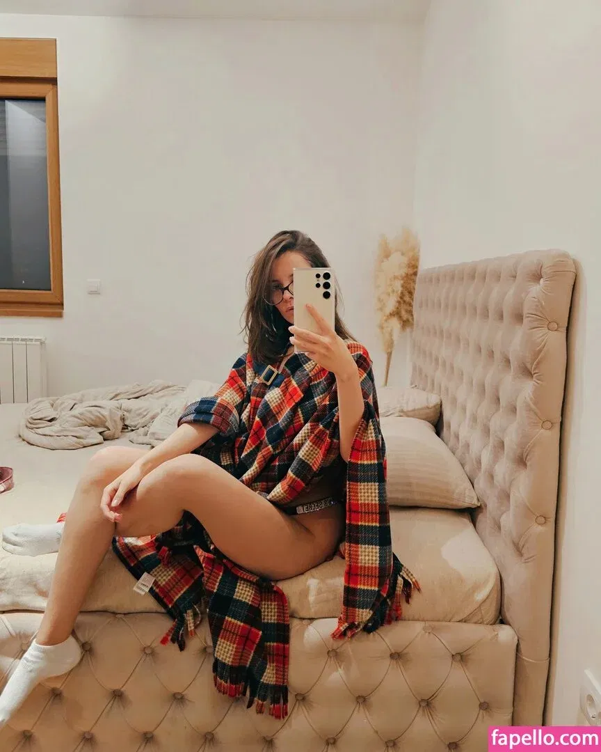 zelenaya_zlaya Onlyfans Photo Gallery 