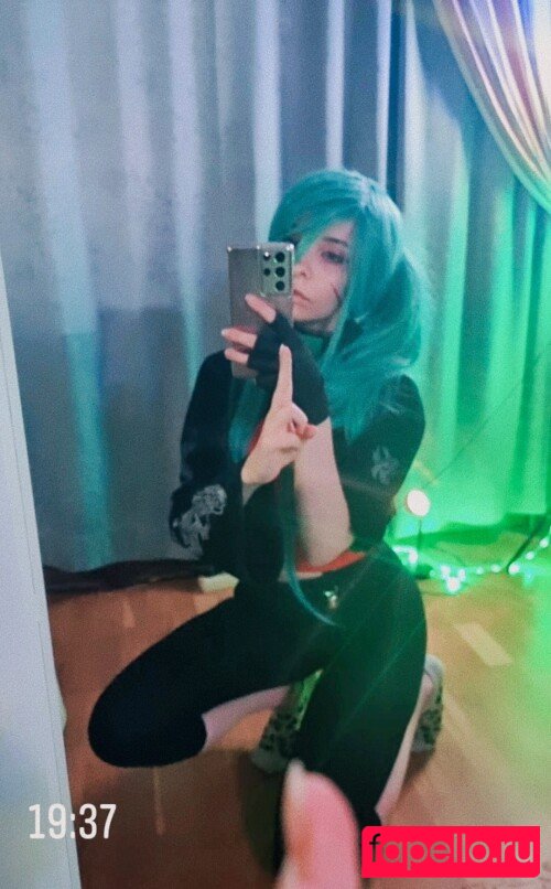 zelenaya_zlaya Nude Onlyfans Photo 14