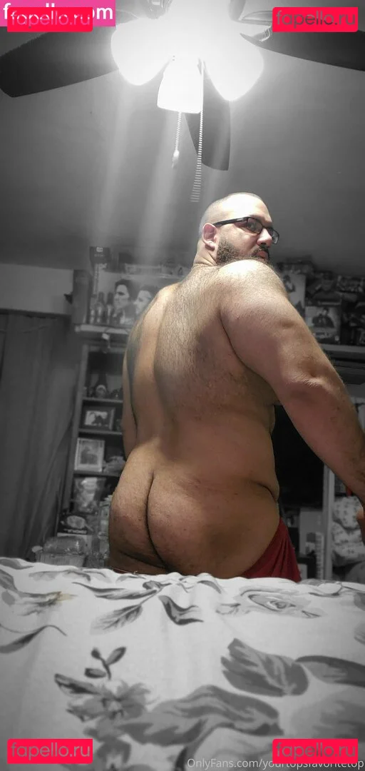 yourtopsfavoritetop Onlyfans Photo Gallery 