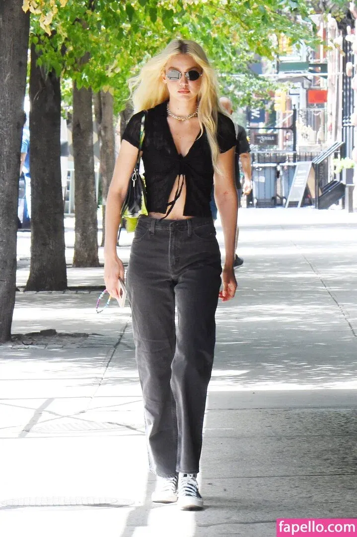 Gigi Hadid Onlyfans Photo Gallery 