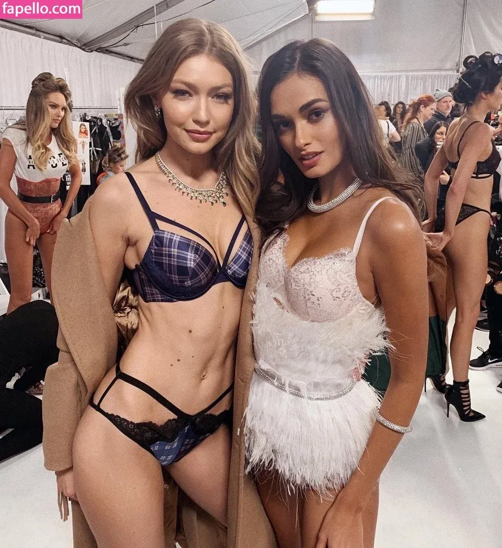 Gigi Hadid Onlyfans Photo Gallery 