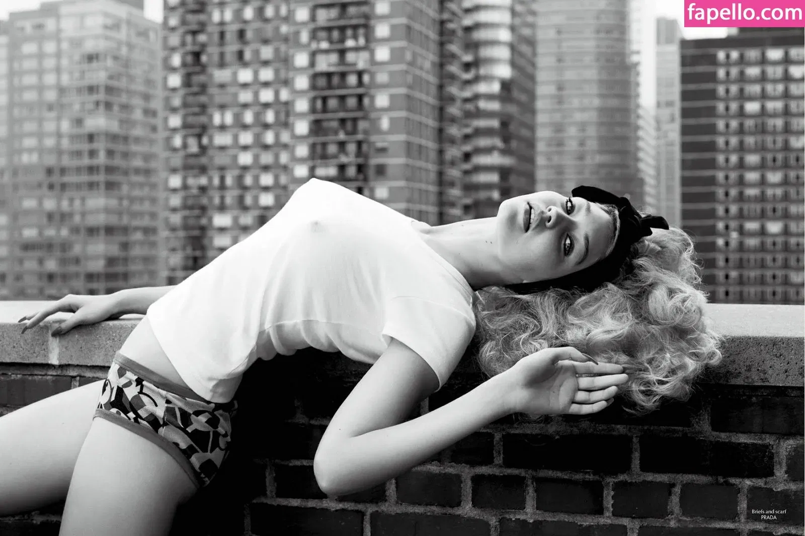 Gigi Hadid Onlyfans Photo Gallery 