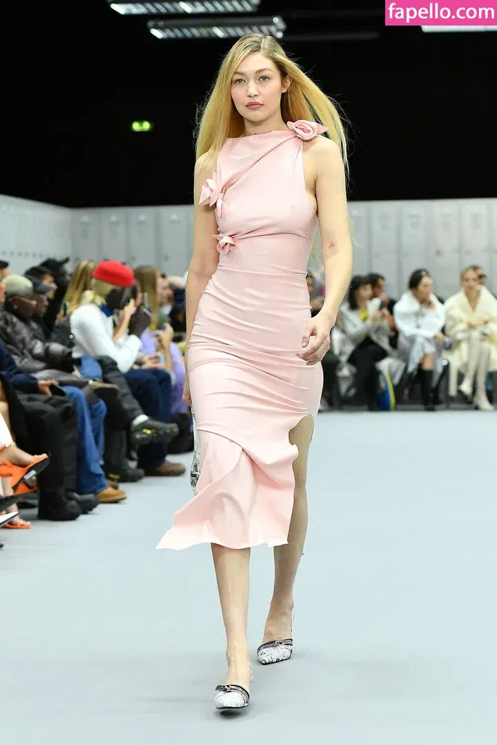 Gigi Hadid Onlyfans Photo Gallery 