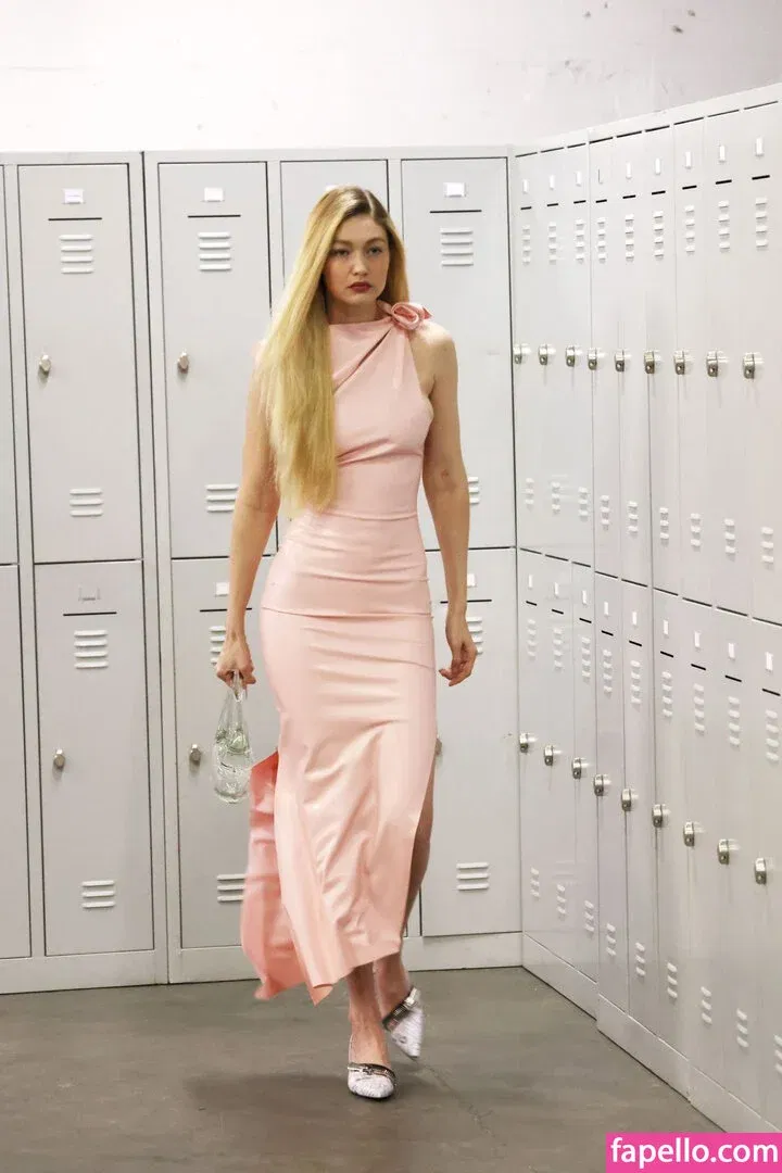 Gigi Hadid Onlyfans Photo Gallery 