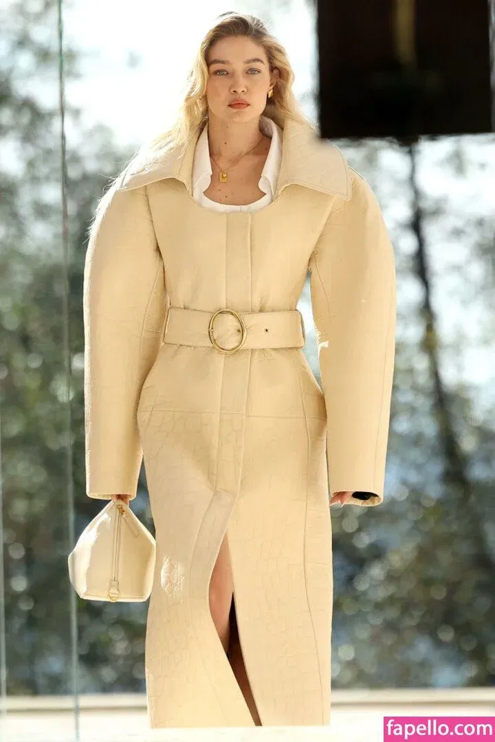 Gigi Hadid Onlyfans Photo Gallery 