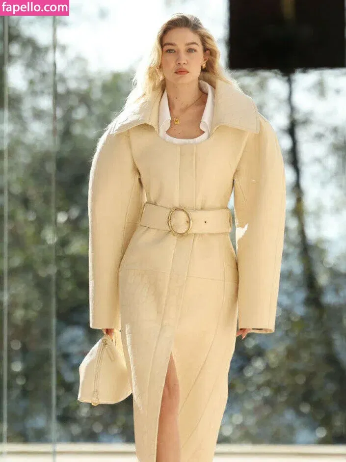 Gigi Hadid Onlyfans Photo Gallery 