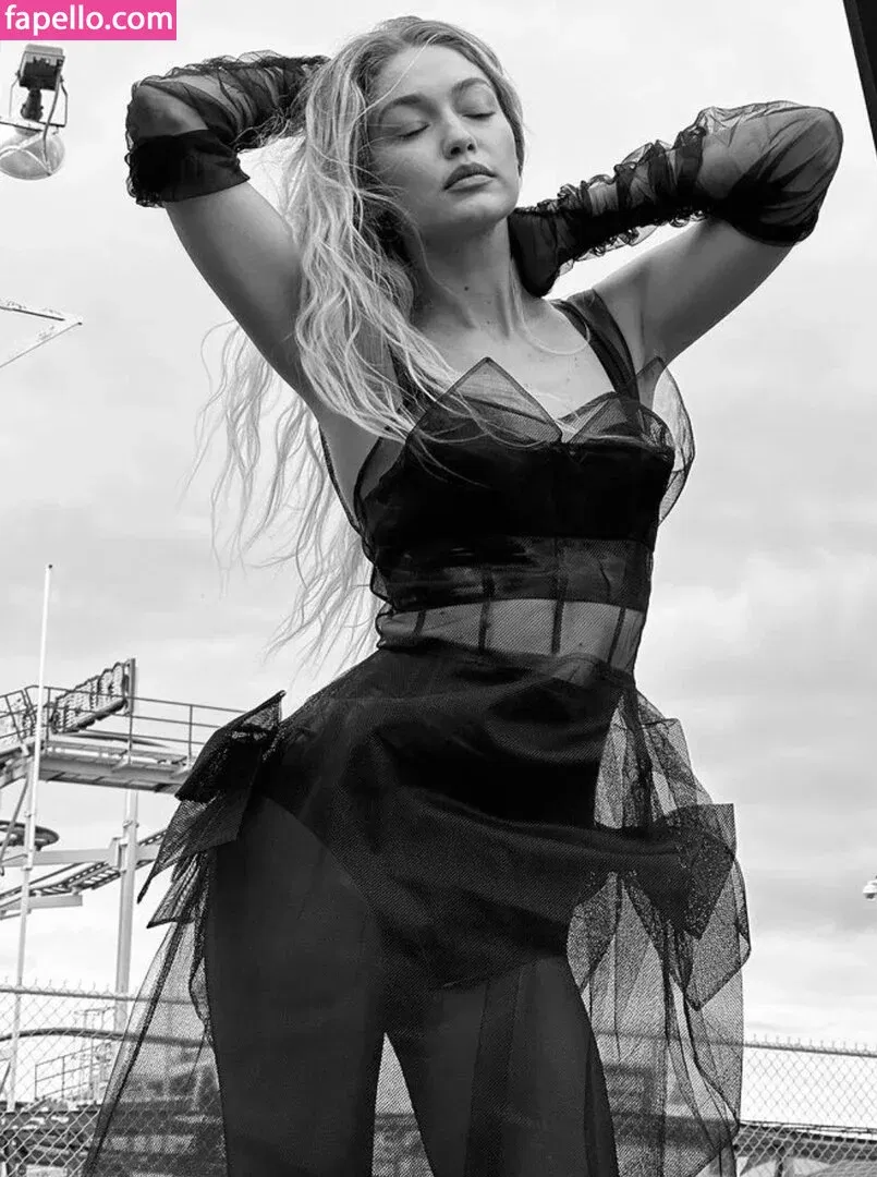 Gigi Hadid Onlyfans Photo Gallery 