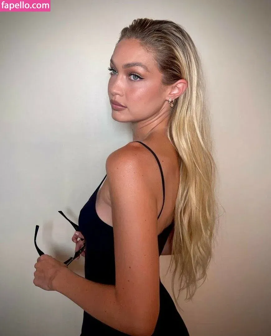 Gigi Hadid Onlyfans Photo Gallery 