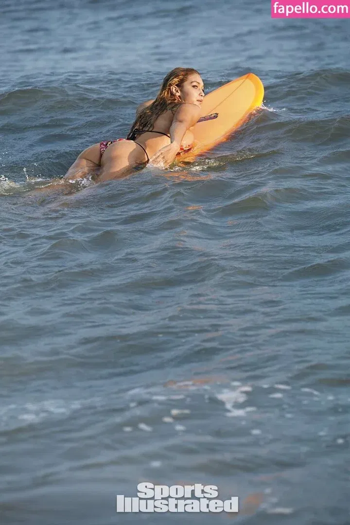 Gigi Hadid Onlyfans Photo Gallery 