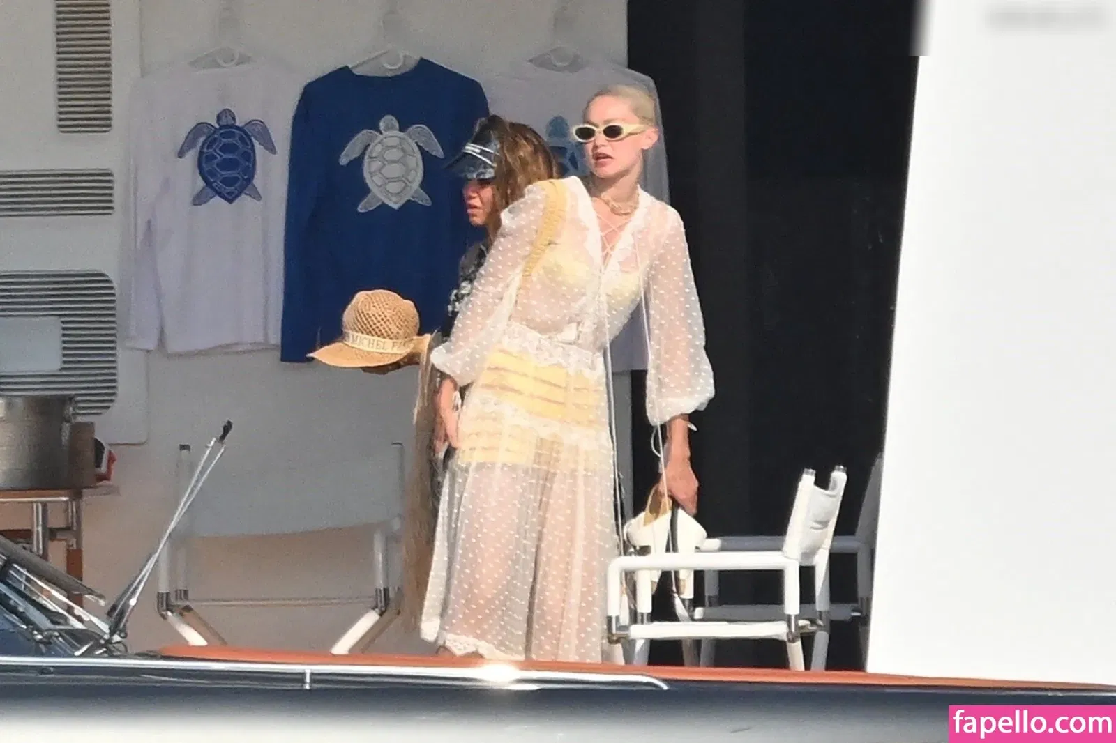 Gigi Hadid Onlyfans Photo Gallery 