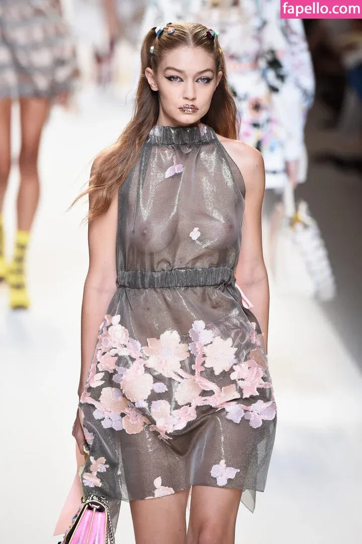 Gigi Hadid Onlyfans Photo Gallery 