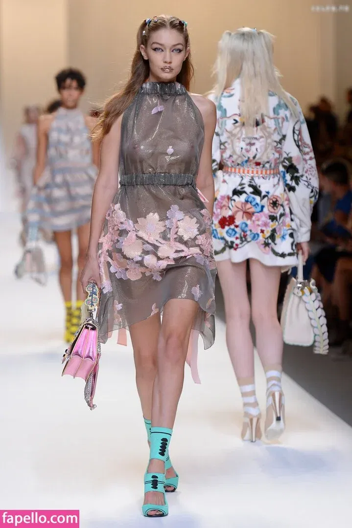 Gigi Hadid Onlyfans Photo Gallery 