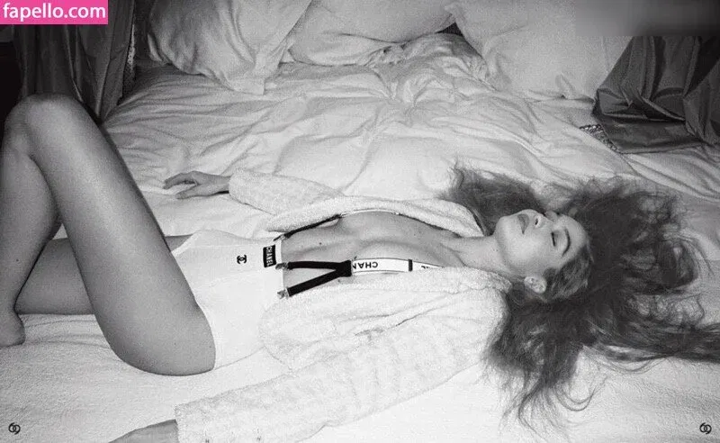 Gigi Hadid Onlyfans Photo Gallery 