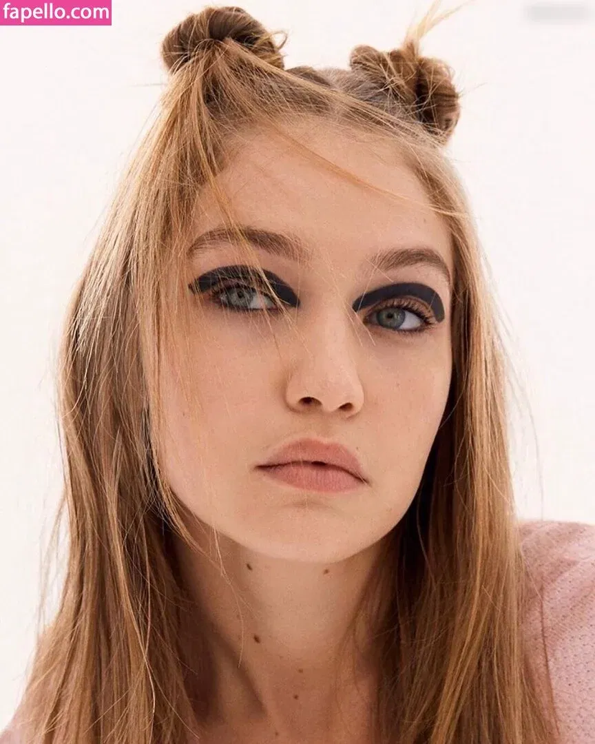 Gigi Hadid Onlyfans Photo Gallery 