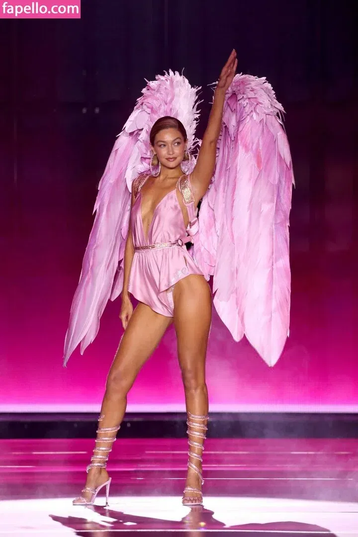 Gigi Hadid Onlyfans Photo Gallery 