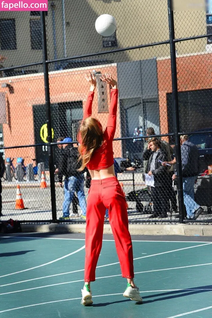 Gigi Hadid Onlyfans Photo Gallery 