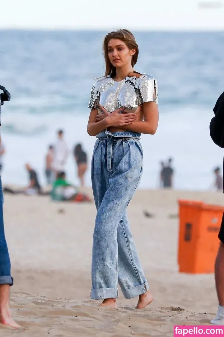 Gigi Hadid Onlyfans Photo Gallery 